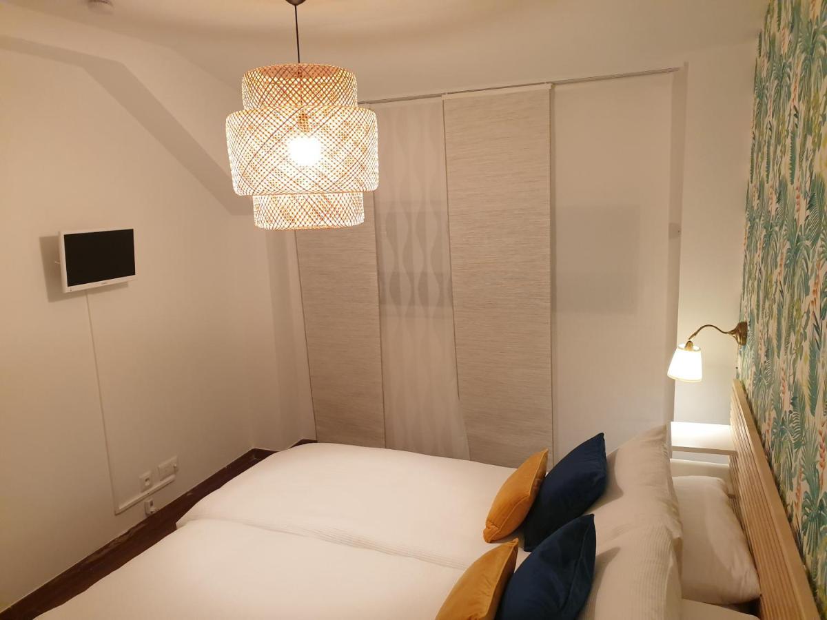 Jas Dou Felibrige Bed & Breakfast Puget-Ville Luaran gambar