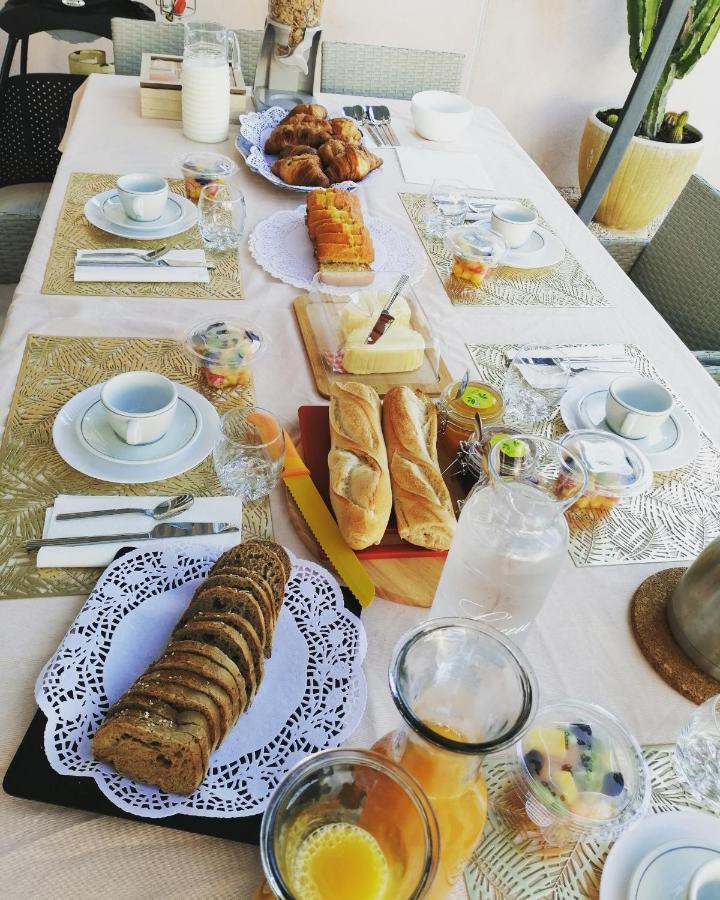 Jas Dou Felibrige Bed & Breakfast Puget-Ville Luaran gambar
